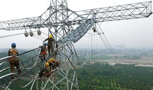 江北区光缆与电缆：欧孚光电厂家告诉你“光”与“电”的不同秘密